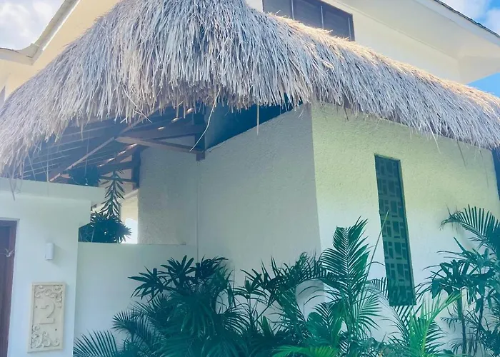 Paradise In Awaits * Nusa Lembongan